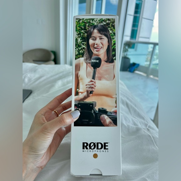 NWT RØDE Black Microphone - Picture 7 of 12